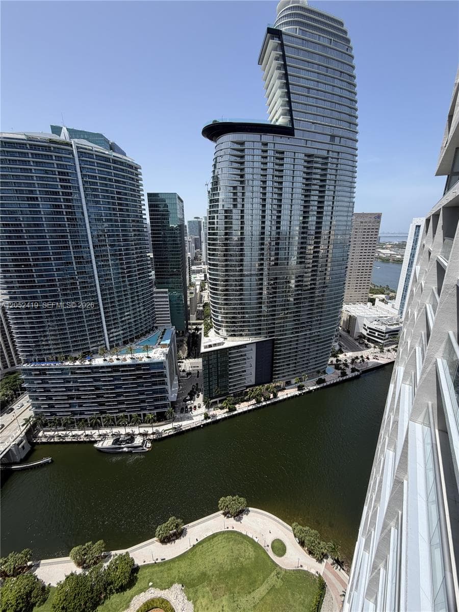 Icon Brickell I · #4008 in Miami - Photo 18