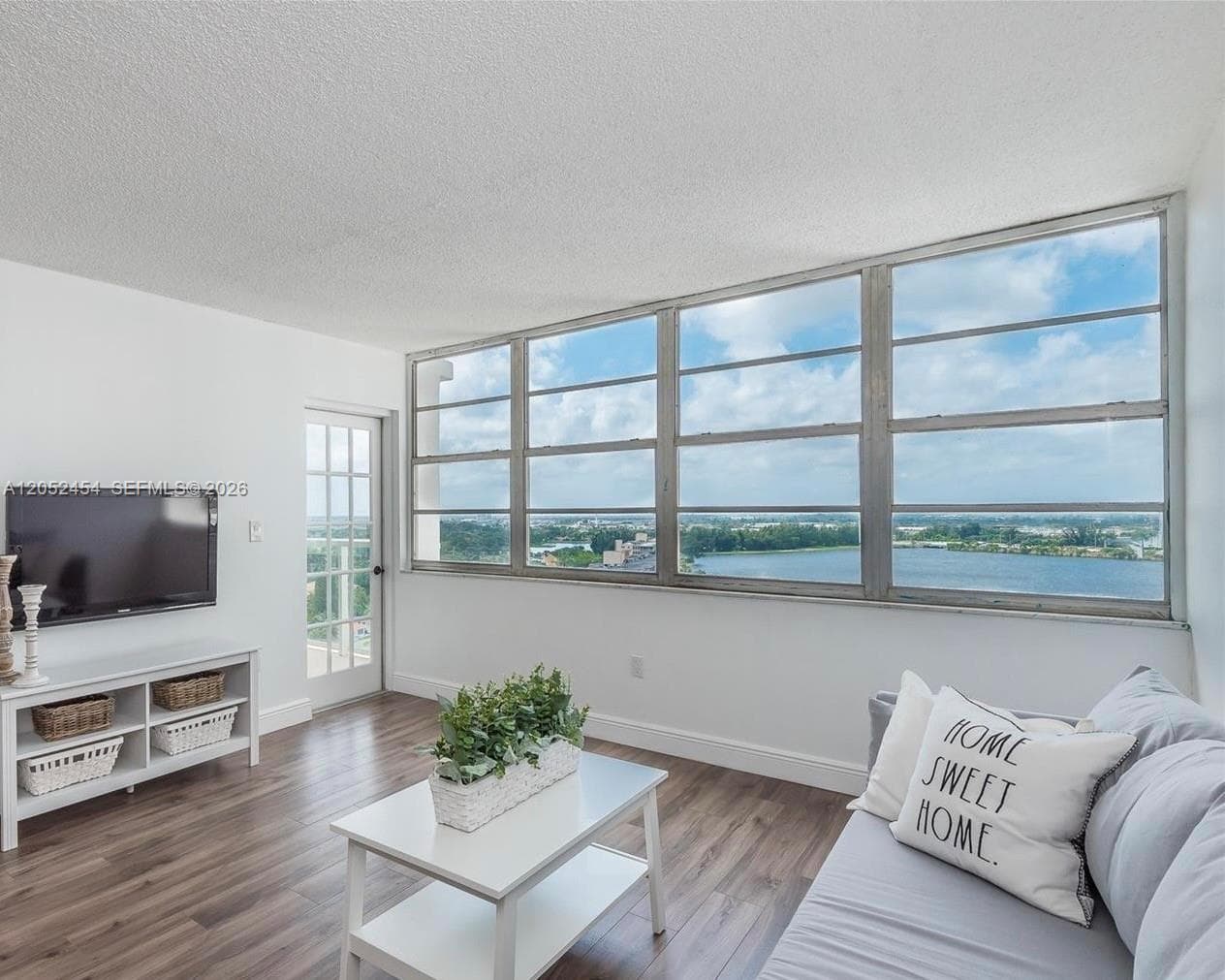 BUCKLEY TOWERS CONDO · #1522W in Miami - Photo 7