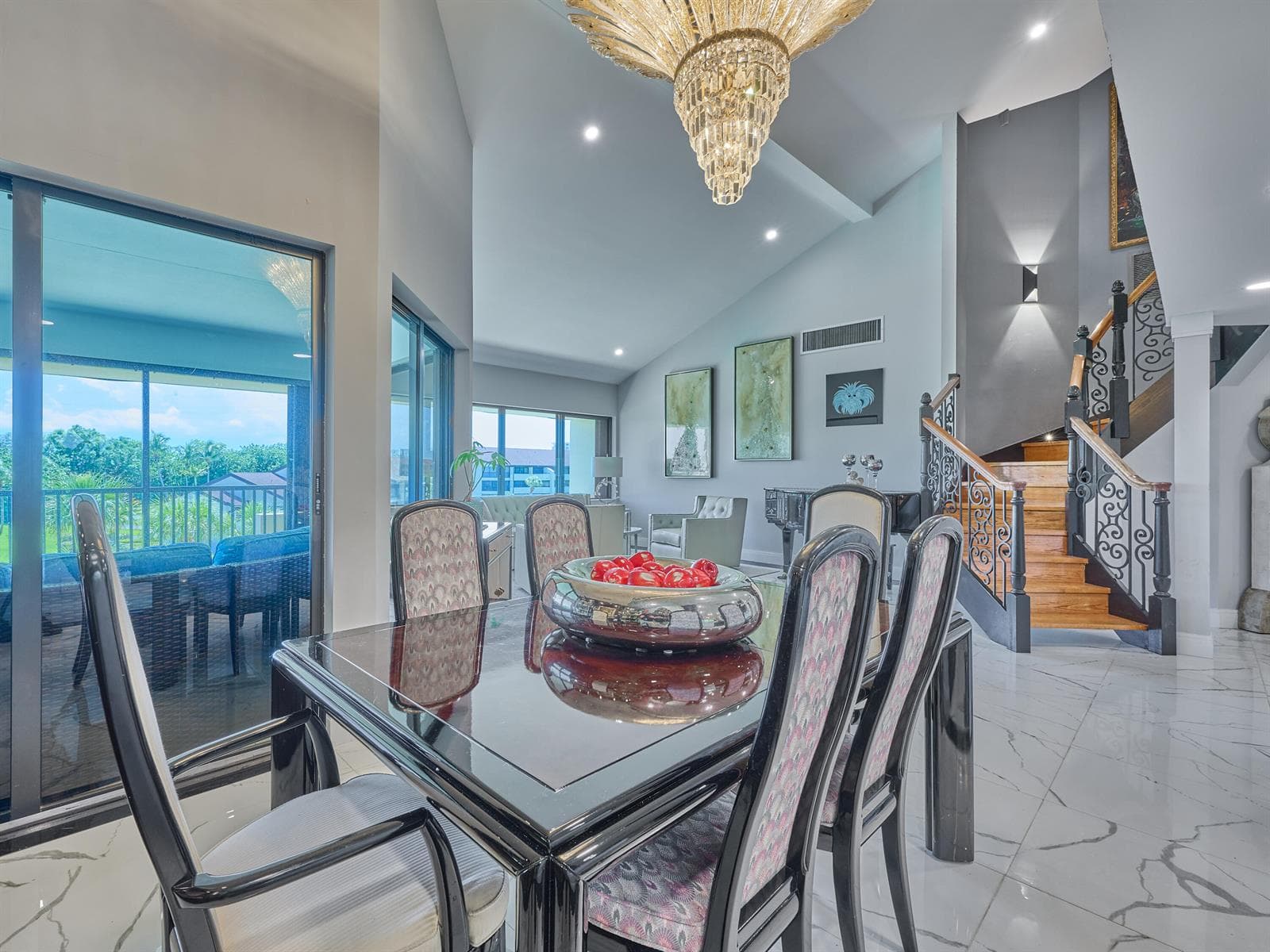 Dining to Staircase