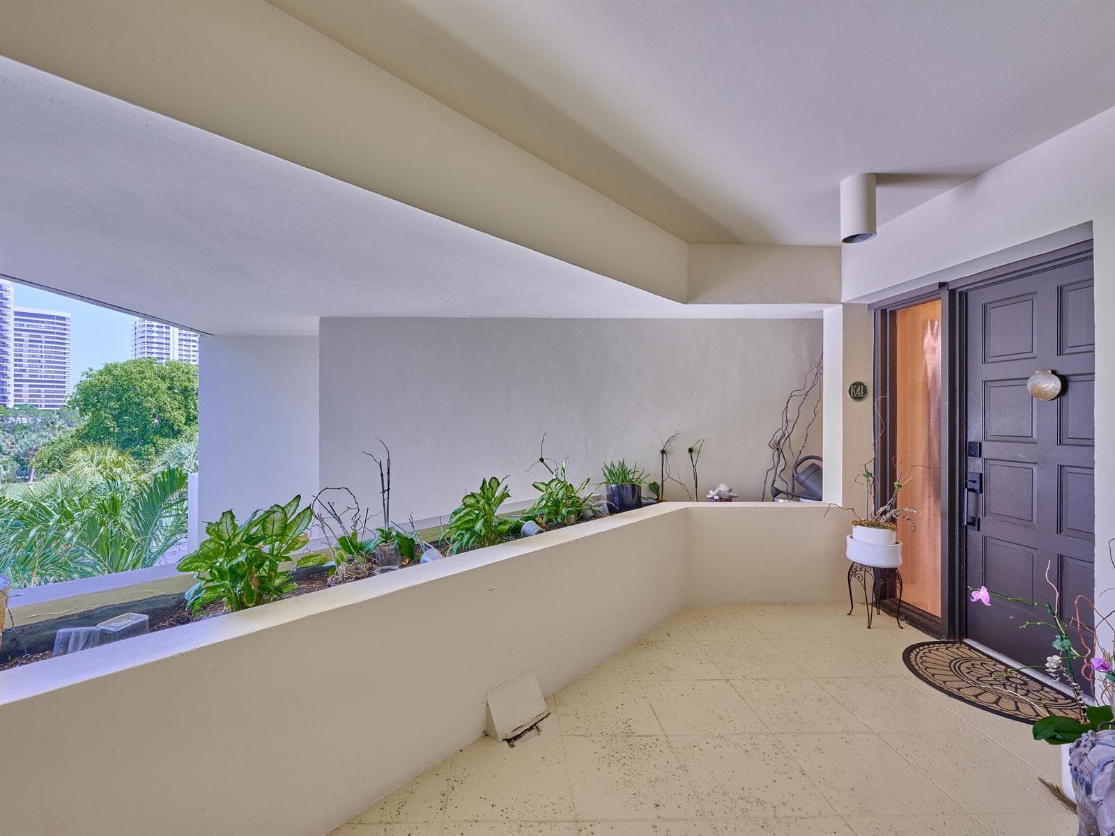Entry to Home