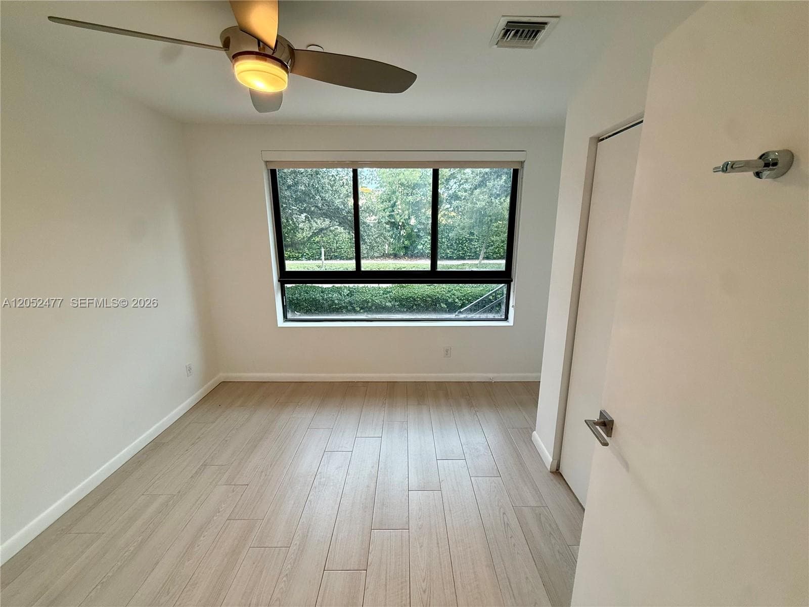 113 NE 6th St #121 photo 3
