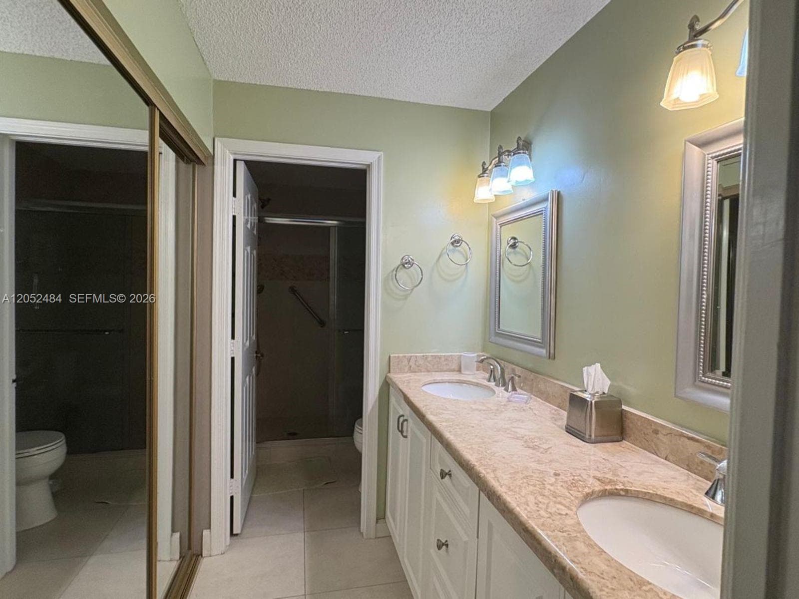 437 Prestwick Ln photo 26
