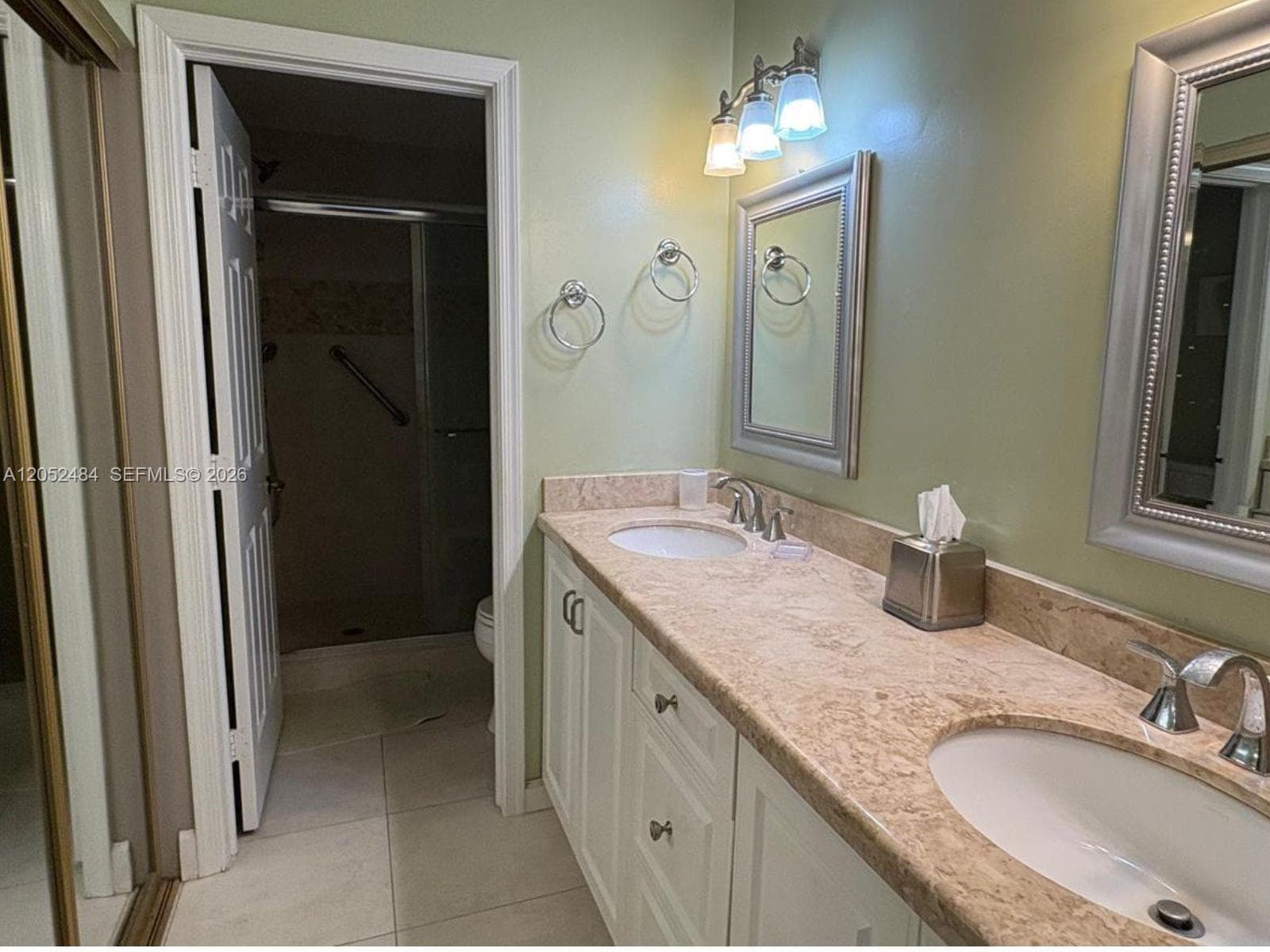 437 Prestwick Ln photo 25