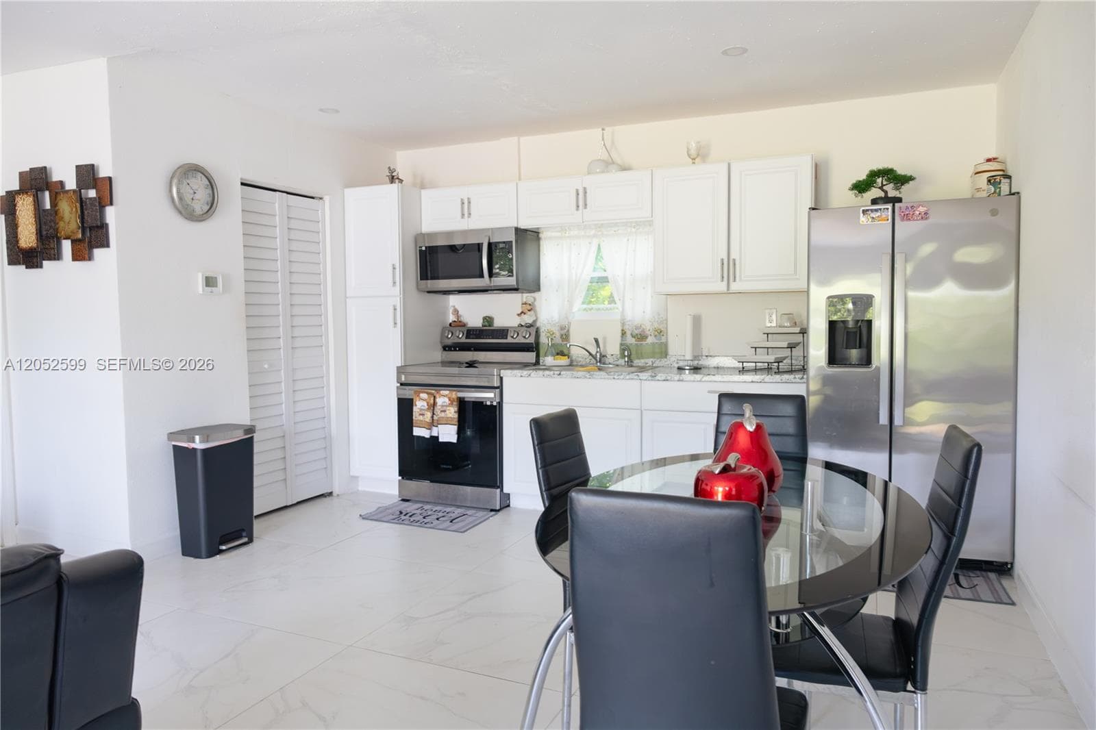 Kitchen area