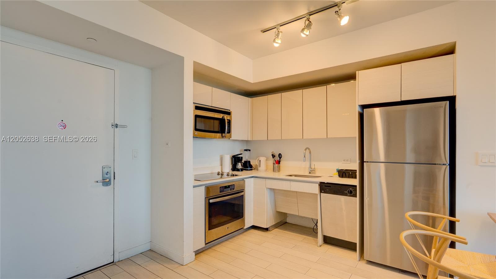 BEACHWALK RESORT · #R2404 in Hallandale Beach - Photo 27