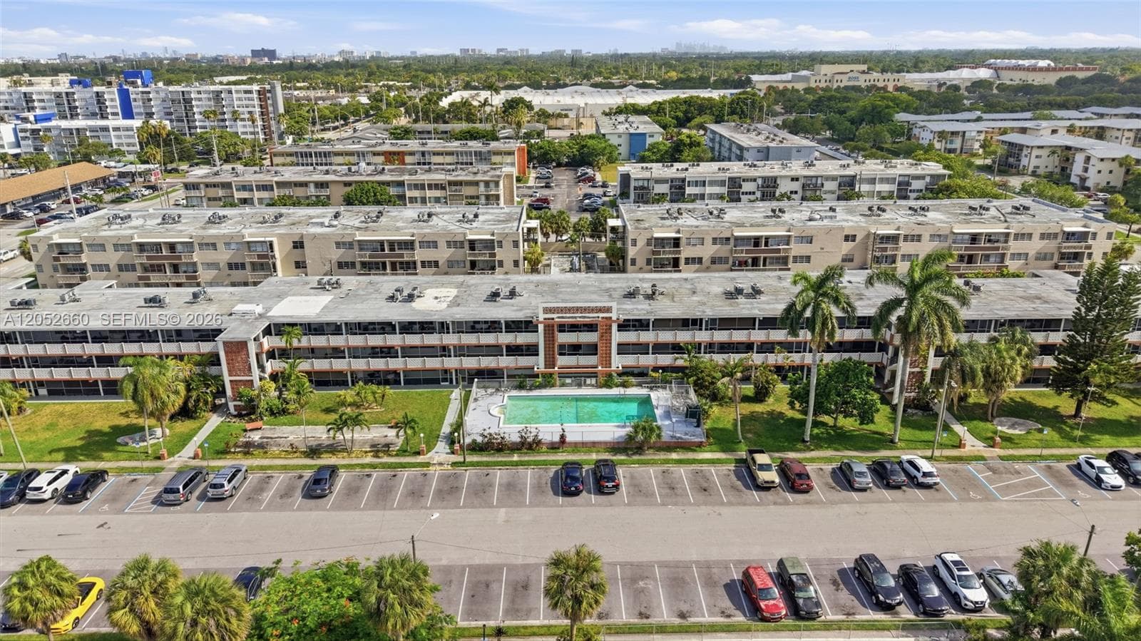 FLORIDIAN ARMS CONDO · #209 in North Miami Beach - Photo 27