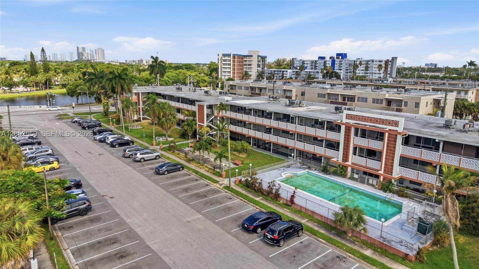 FLORIDIAN ARMS CONDO · #209 in North Miami Beach - Photo 43