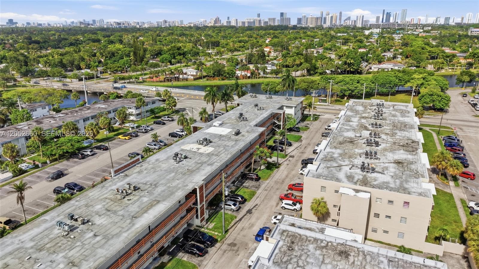 FLORIDIAN ARMS CONDO · #209 in North Miami Beach - Photo 32
