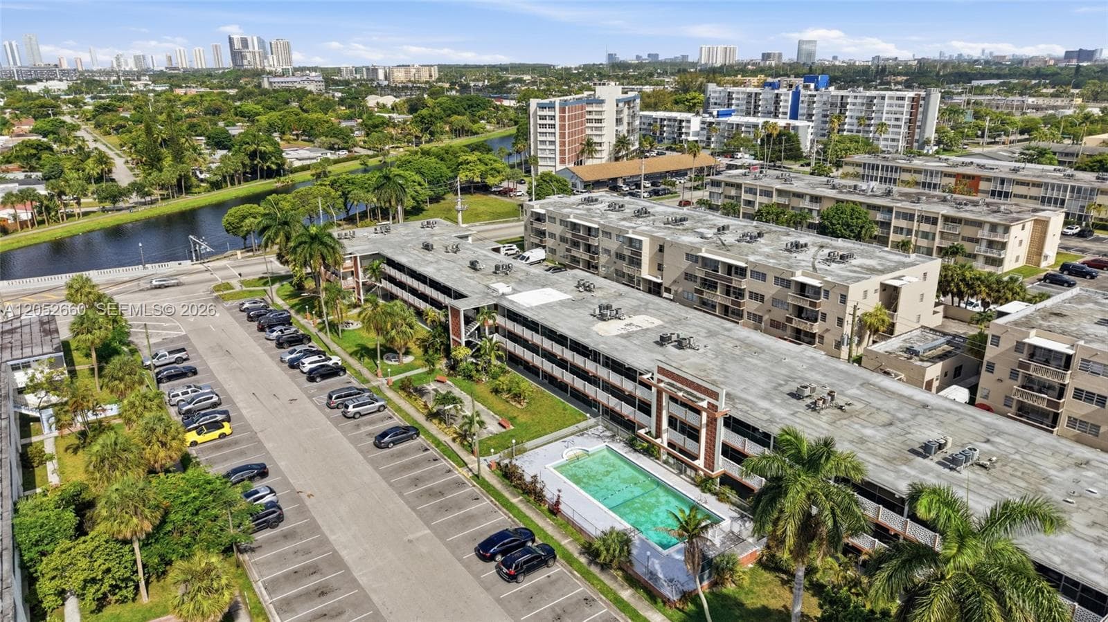 FLORIDIAN ARMS CONDO · #209 in North Miami Beach - Photo 31