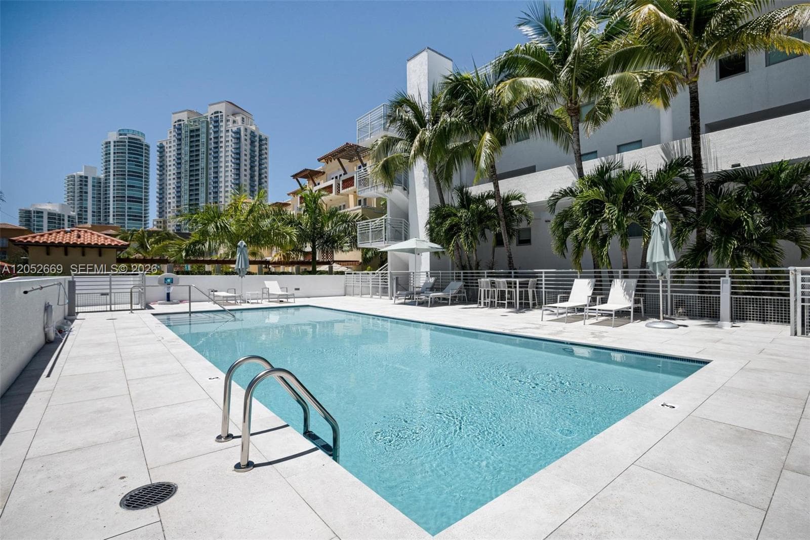THE ABSOLUT · #LG-5 in Miami Beach - Photo 20