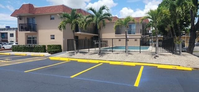 LEJEUNE GDN ESTATES AMD P · #102 in Miami - Photo 2