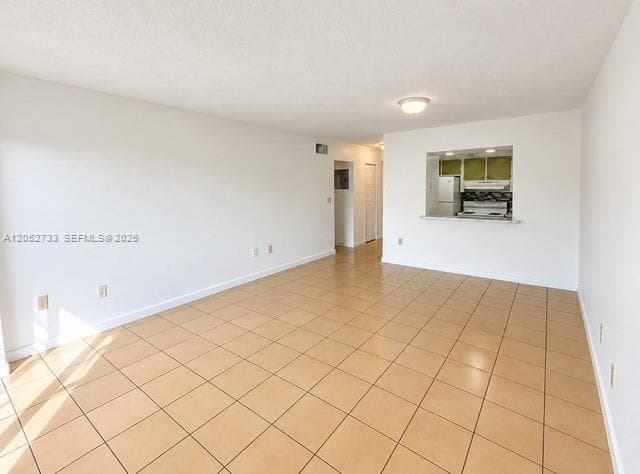 LEJEUNE GDN ESTATES AMD P · #102 in Miami - Photo 8