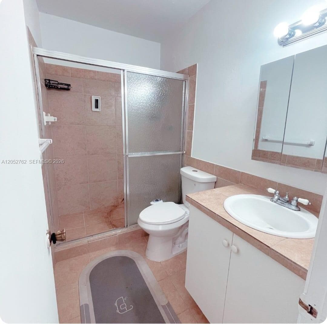 LAKEWOOD VILLAS CONDO · #A202 in Miami - Photo 6