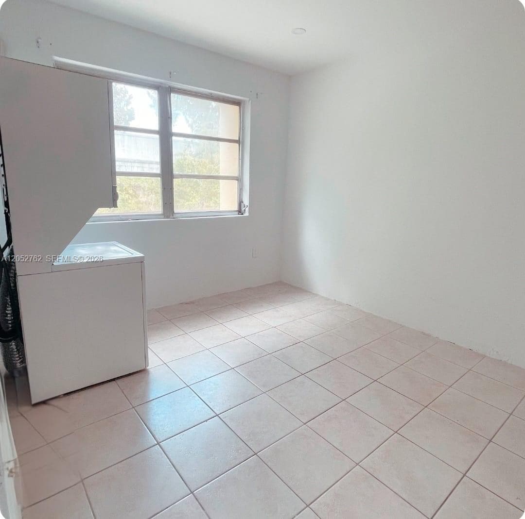 LAKEWOOD VILLAS CONDO · #A202 in Miami - Photo 9