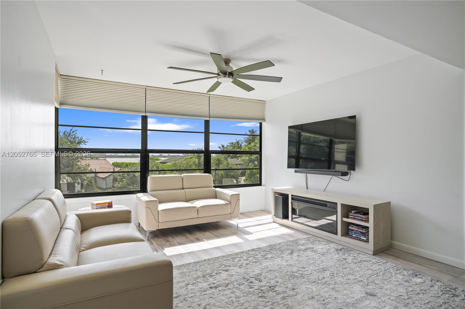 Whitehall Condos · #301 in West Palm Beach - Photo 7