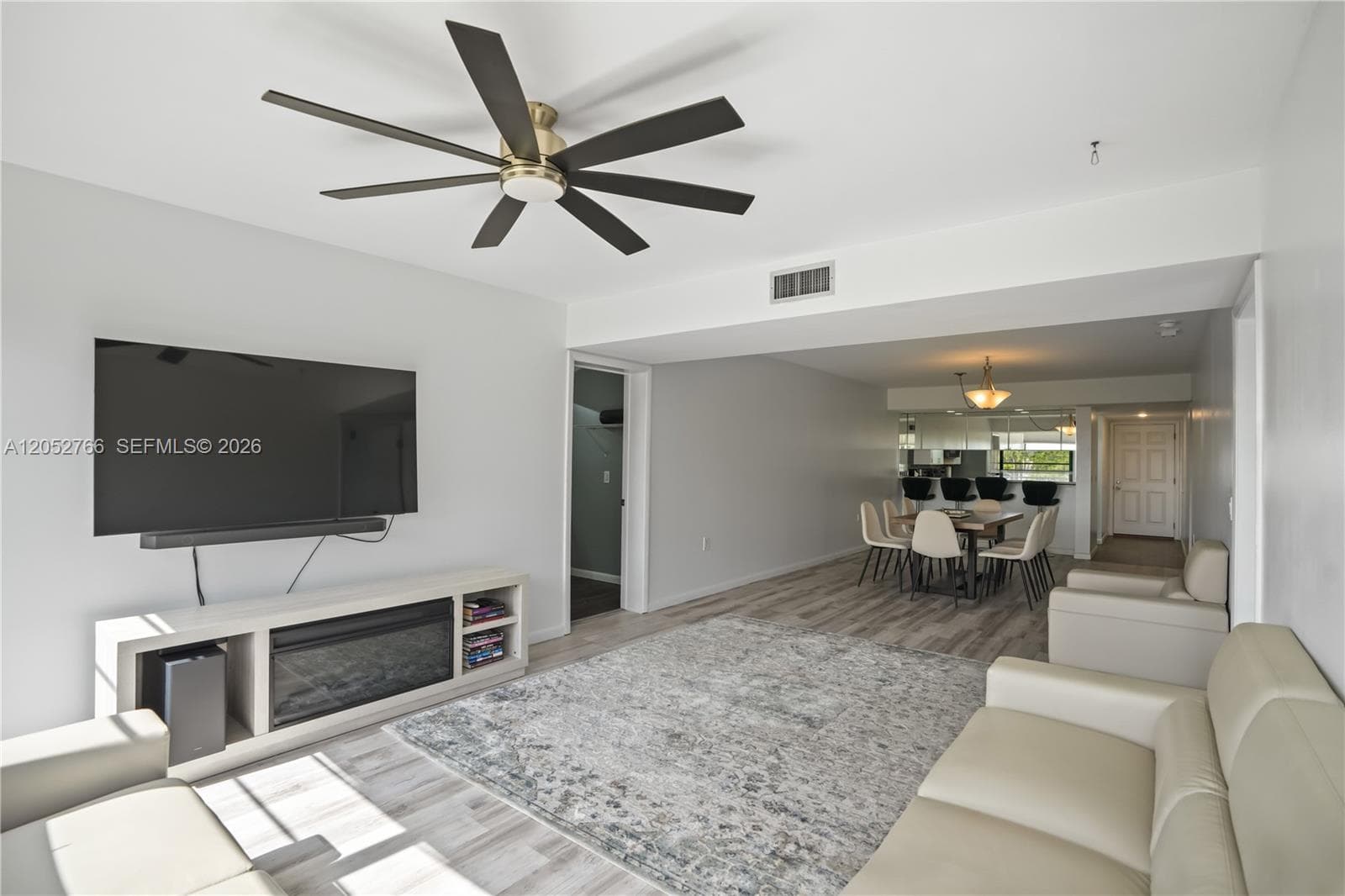 Whitehall Condos · #301 in West Palm Beach - Photo 8