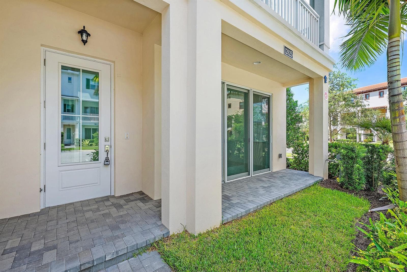 FRONT ENTRY