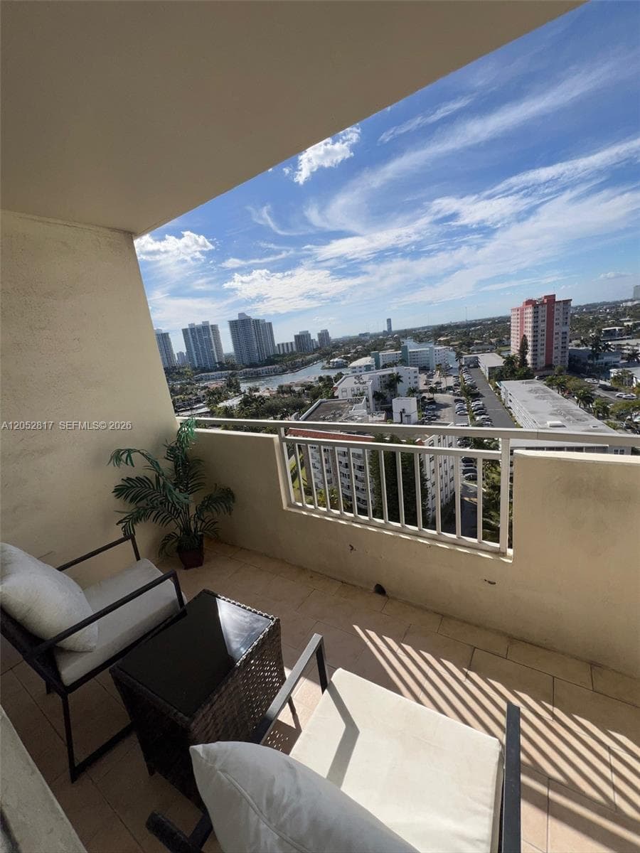 PARKER DORADO CONDO · #1418 in Hallandale Beach - Photo 12