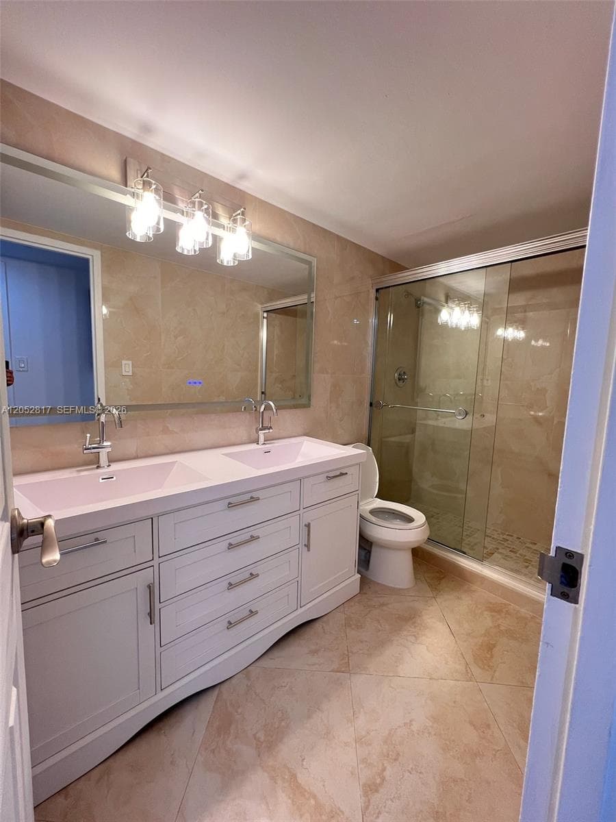PARKER DORADO CONDO · #1418 in Hallandale Beach - Photo 8