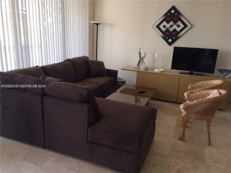 TURNBERRY TOWERS CONDO · #22C in Aventura - Photo 3