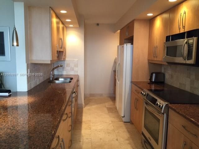 TURNBERRY TOWERS CONDO · #22C in Aventura - Photo 9