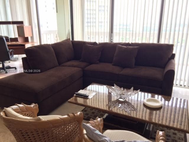 TURNBERRY TOWERS CONDO · #22C in Aventura - Photo 10