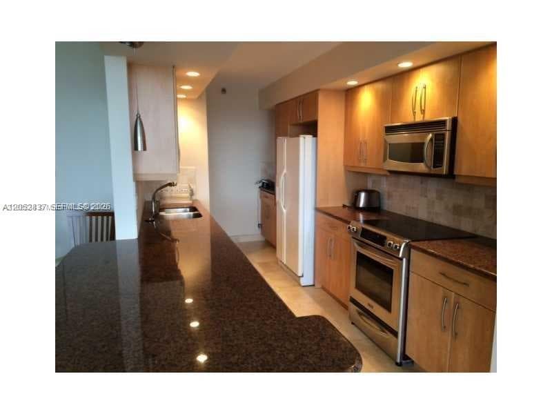 TURNBERRY TOWERS CONDO · #22C in Aventura - Photo 4
