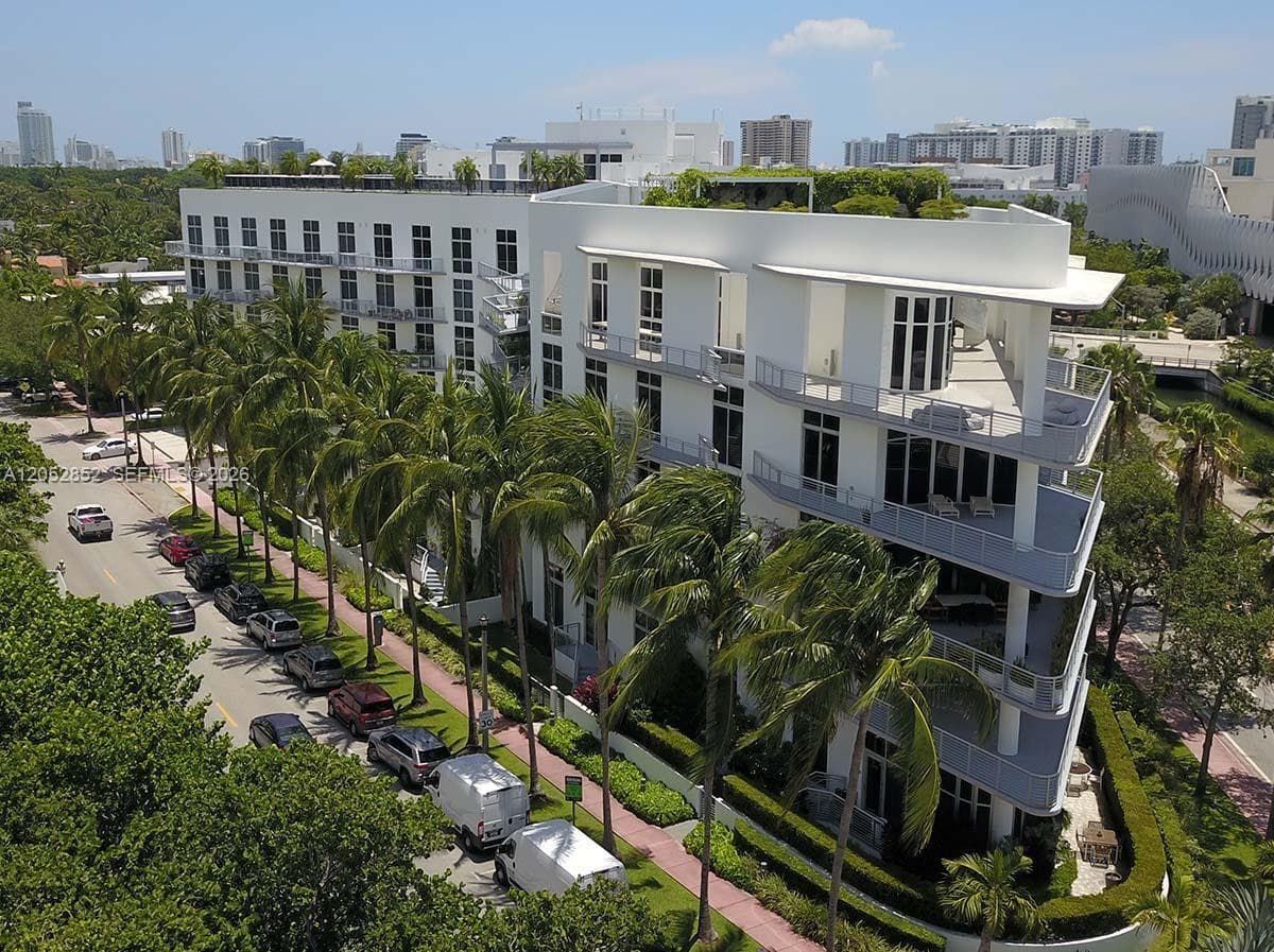 THE MERIDIAN CONDO · #308 in Miami Beach - Photo 55