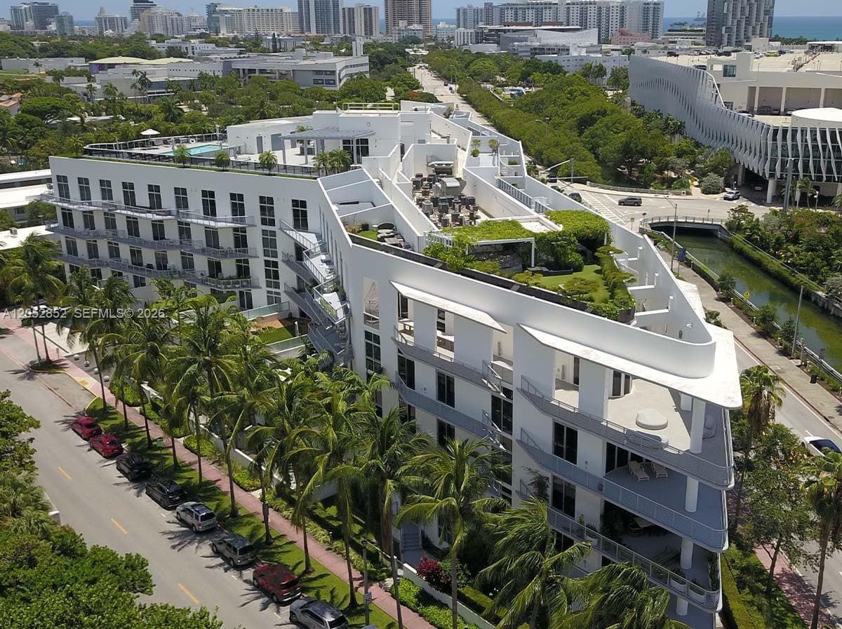 THE MERIDIAN CONDO · #308 in Miami Beach - Photo 54