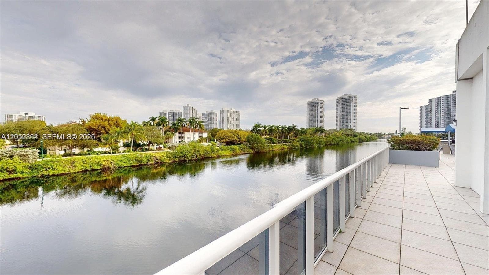 AVENTURA ELDORADO CONDO · #PH2 in Aventura - Photo 27