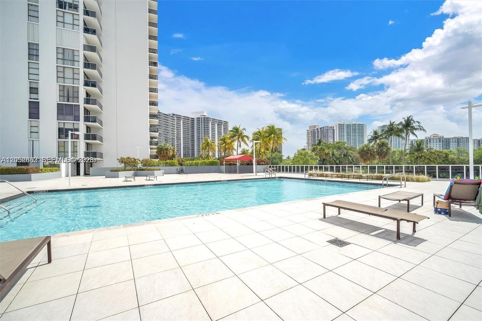 AVENTURA ELDORADO CONDO · #PH2 in Aventura - Photo 24