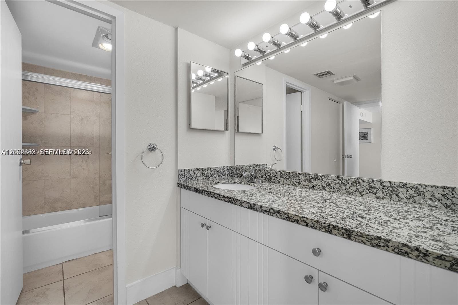 AVENTURA ELDORADO CONDO · #PH2 in Aventura - Photo 15
