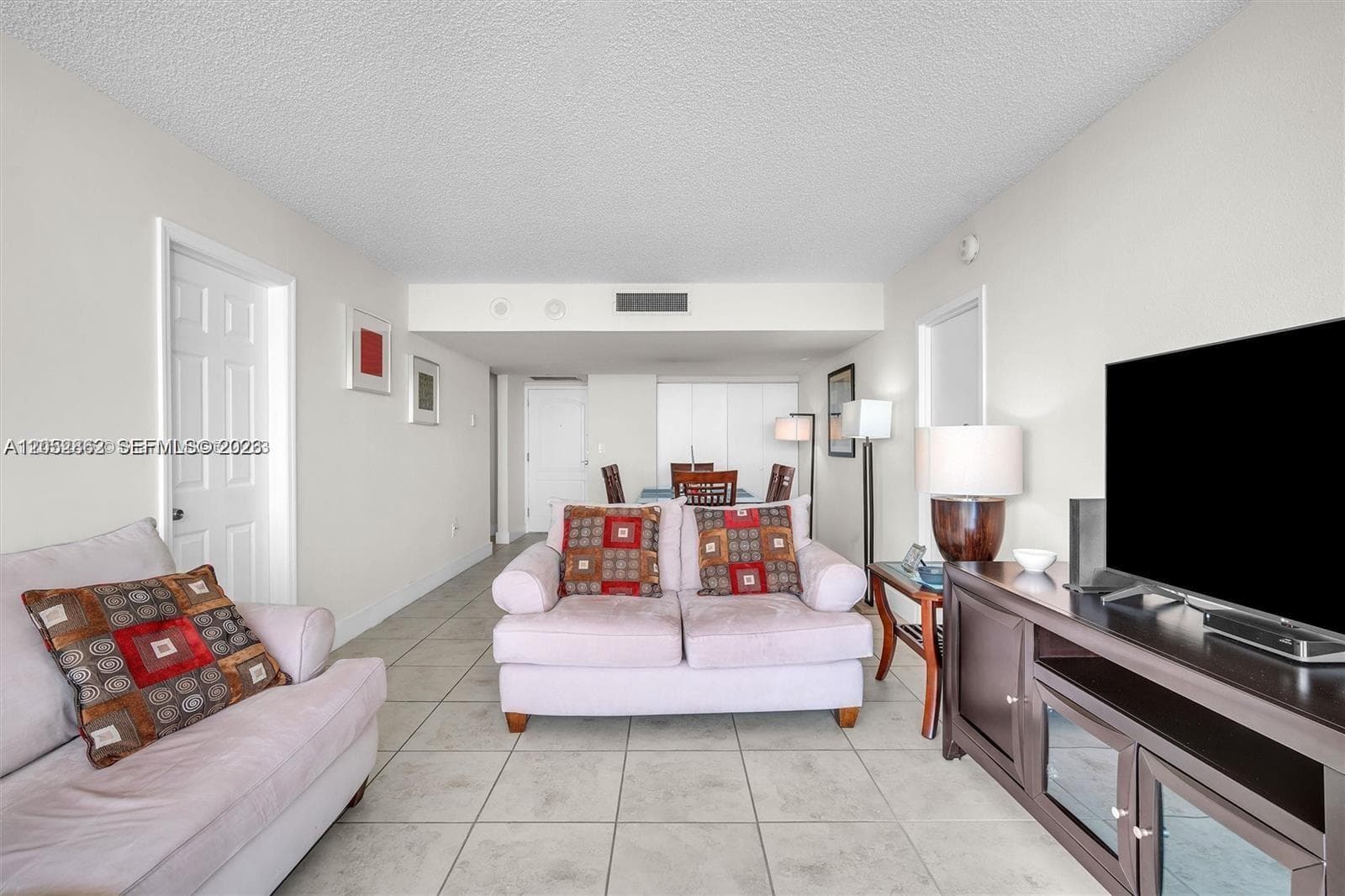 AVENTURA ELDORADO CONDO · #PH2 in Aventura - Photo 4