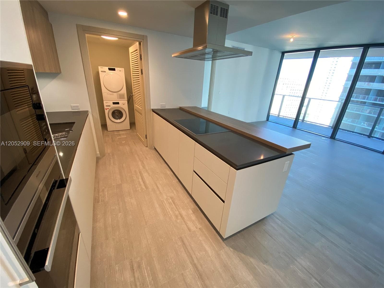 1000 BRICKELL AVENUE CONDO · #3309 in Miami - Photo 2
