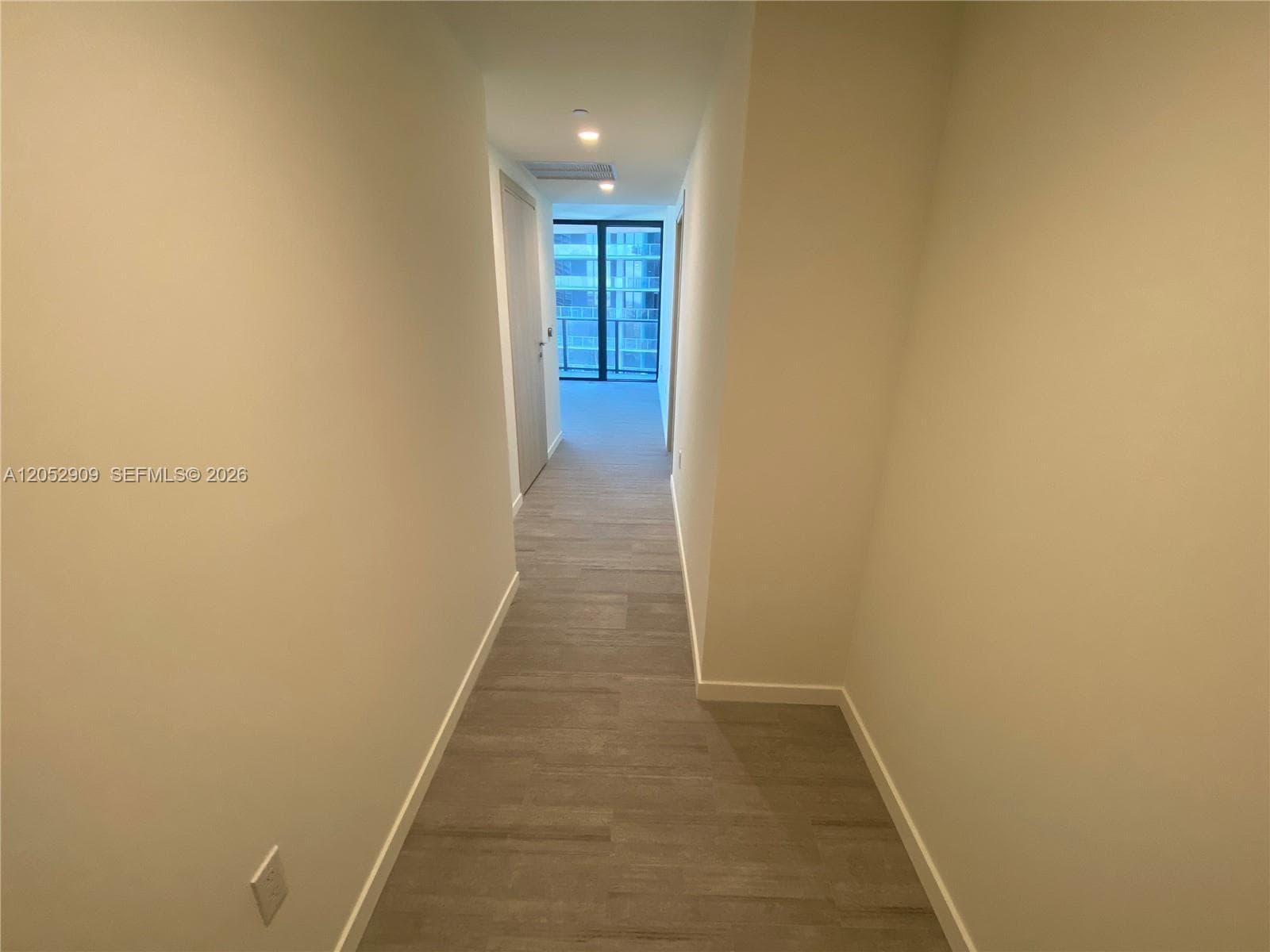 1000 BRICKELL AVENUE CONDO · #3309 in Miami - Photo 3