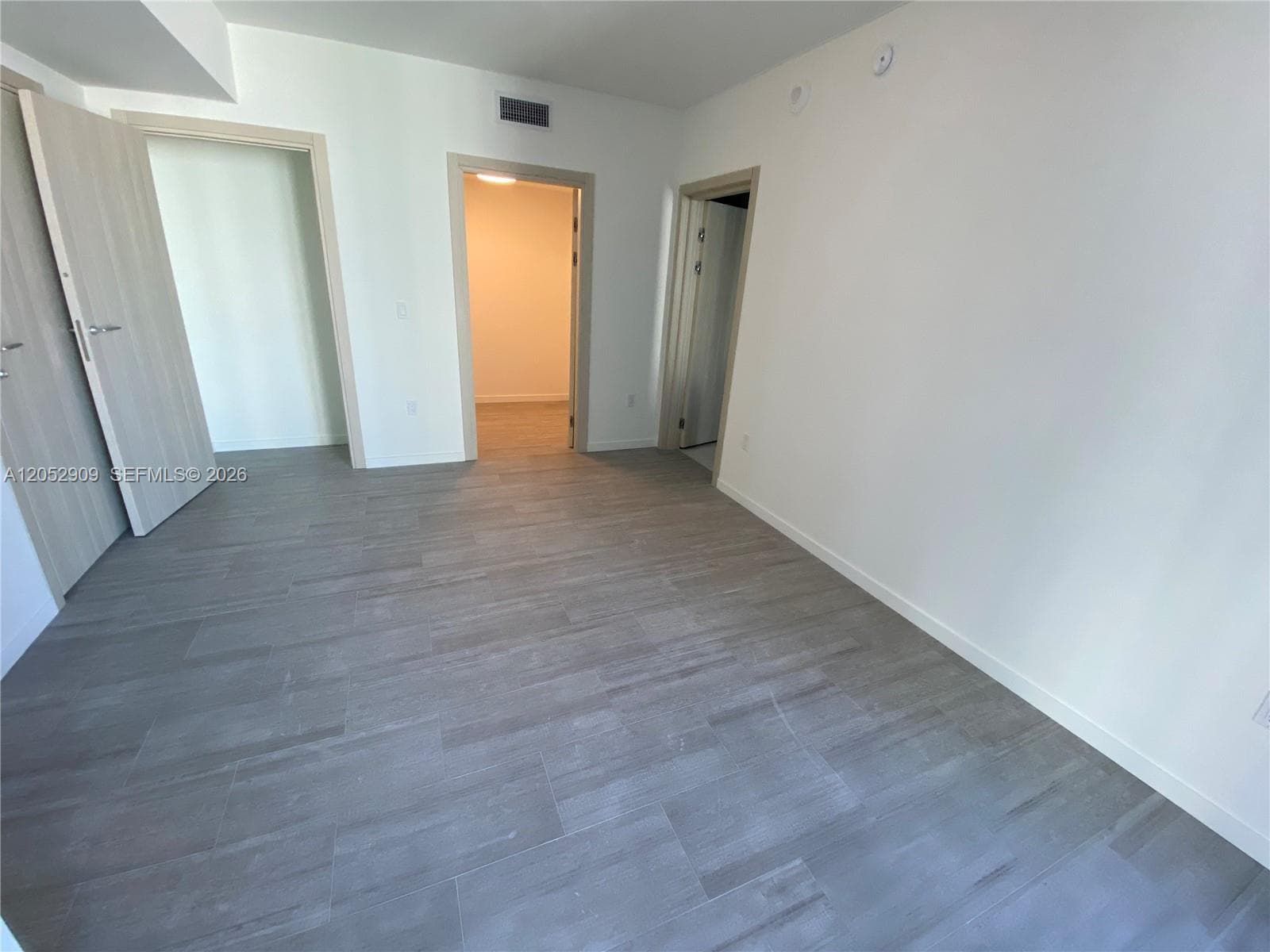 1000 BRICKELL AVENUE CONDO · #3309 in Miami - Photo 10