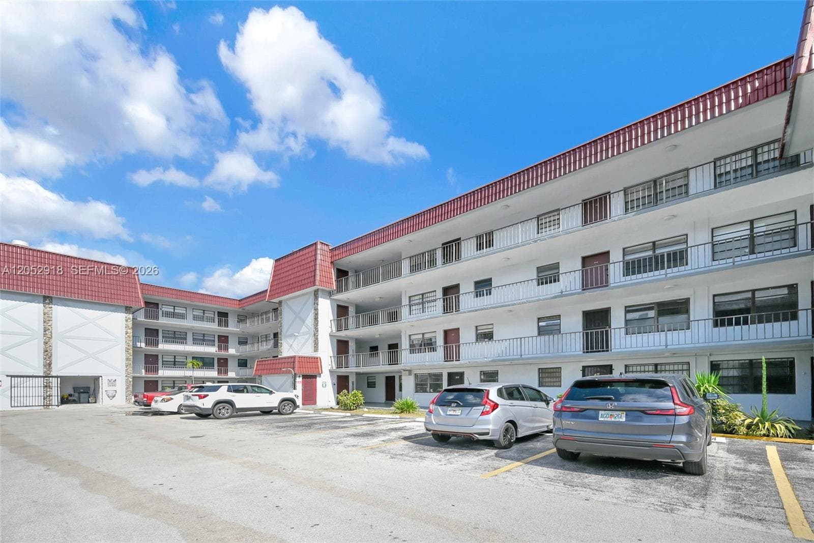 KINGS COVE CONDO · #204 in Hialeah - Photo 6