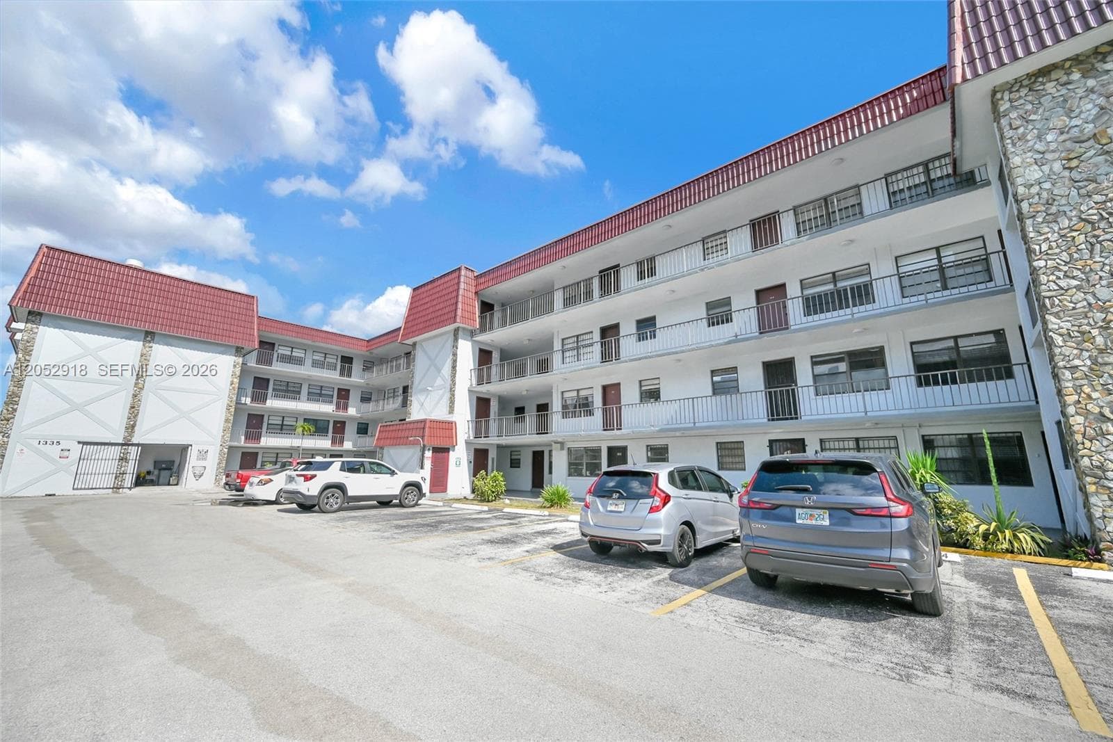 KINGS COVE CONDO · #204 in Hialeah - Photo 7