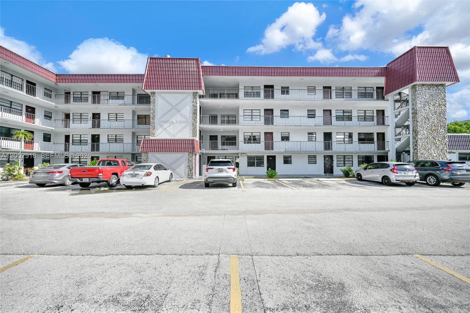 KINGS COVE CONDO · #204 in Hialeah - Photo 1