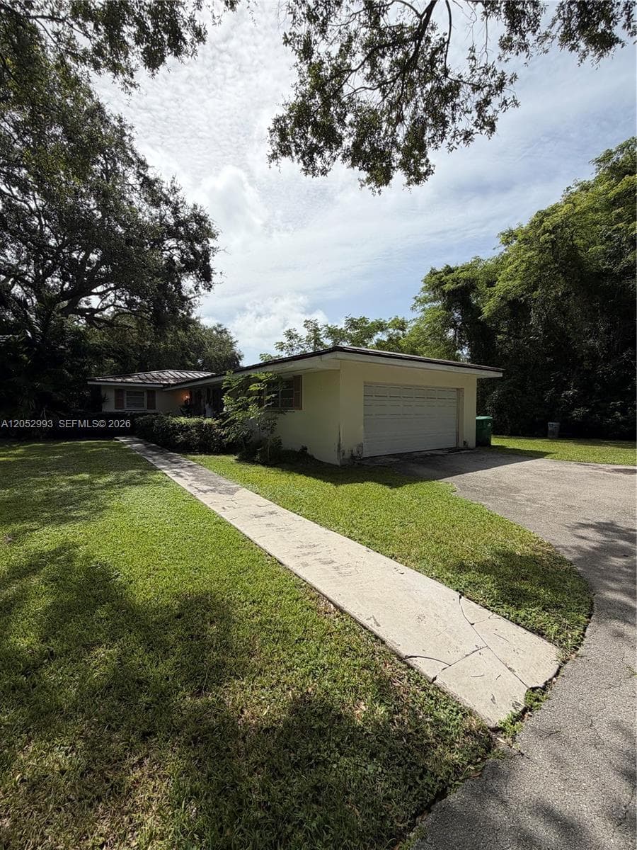 7452 SW 166th Ter photo 6