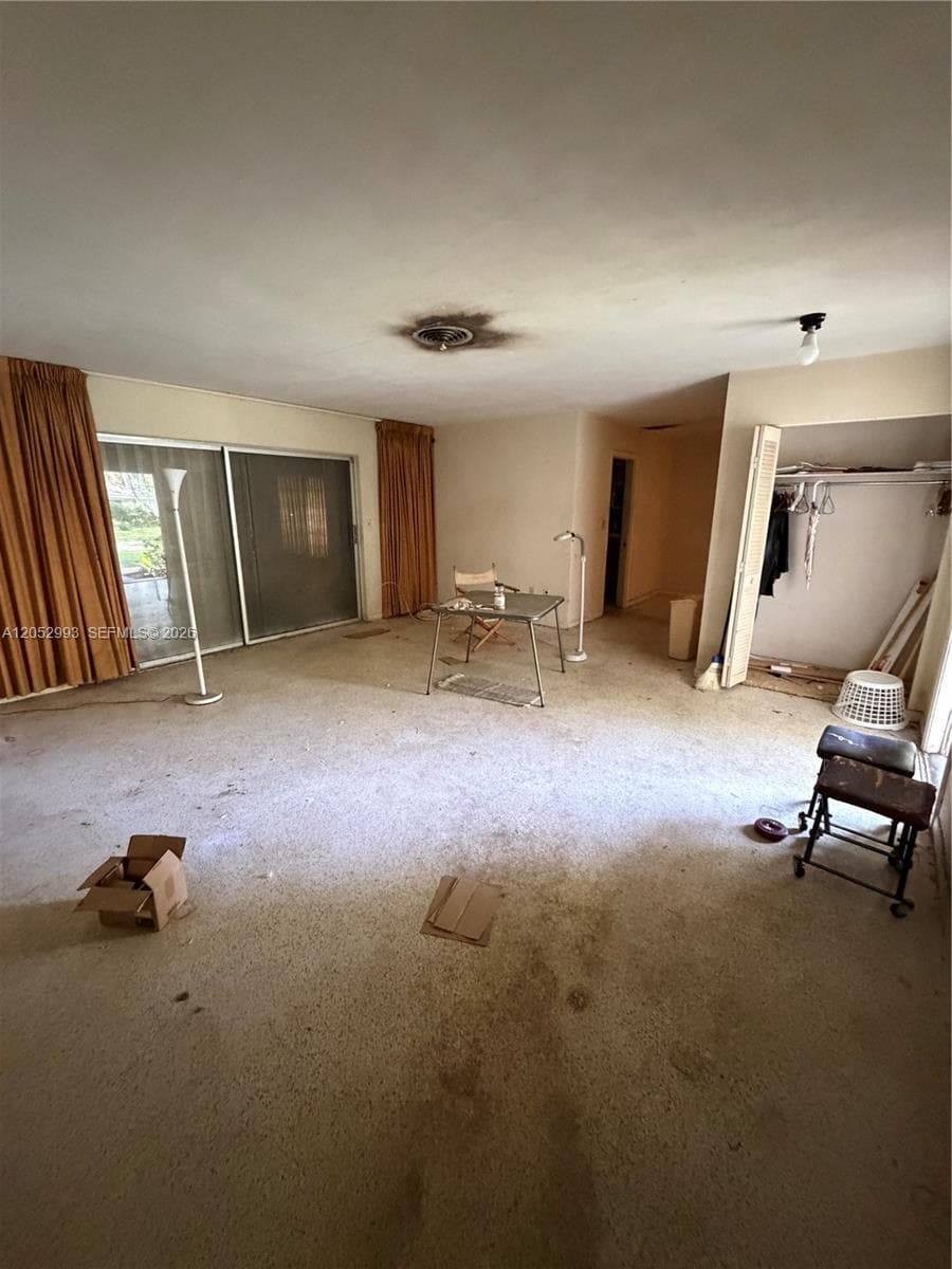 7452 SW 166th Ter photo 3