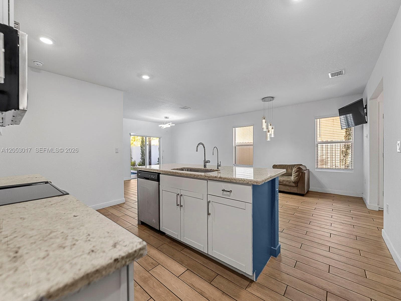 501 NE 6th Ct photo 15
