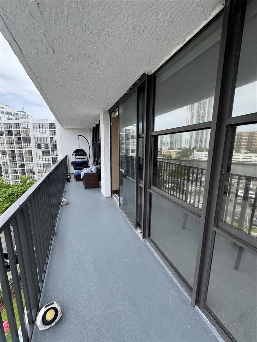 OCEANVIEW PARK · #710 in Hallandale Beach - Photo 24