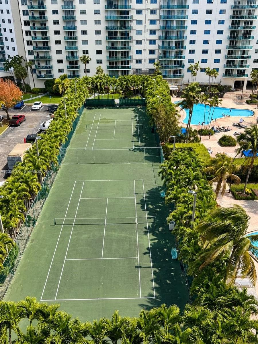 OCEANVIEW BUILDING B COND · #910 in Sunny Isles Beach - Photo 10