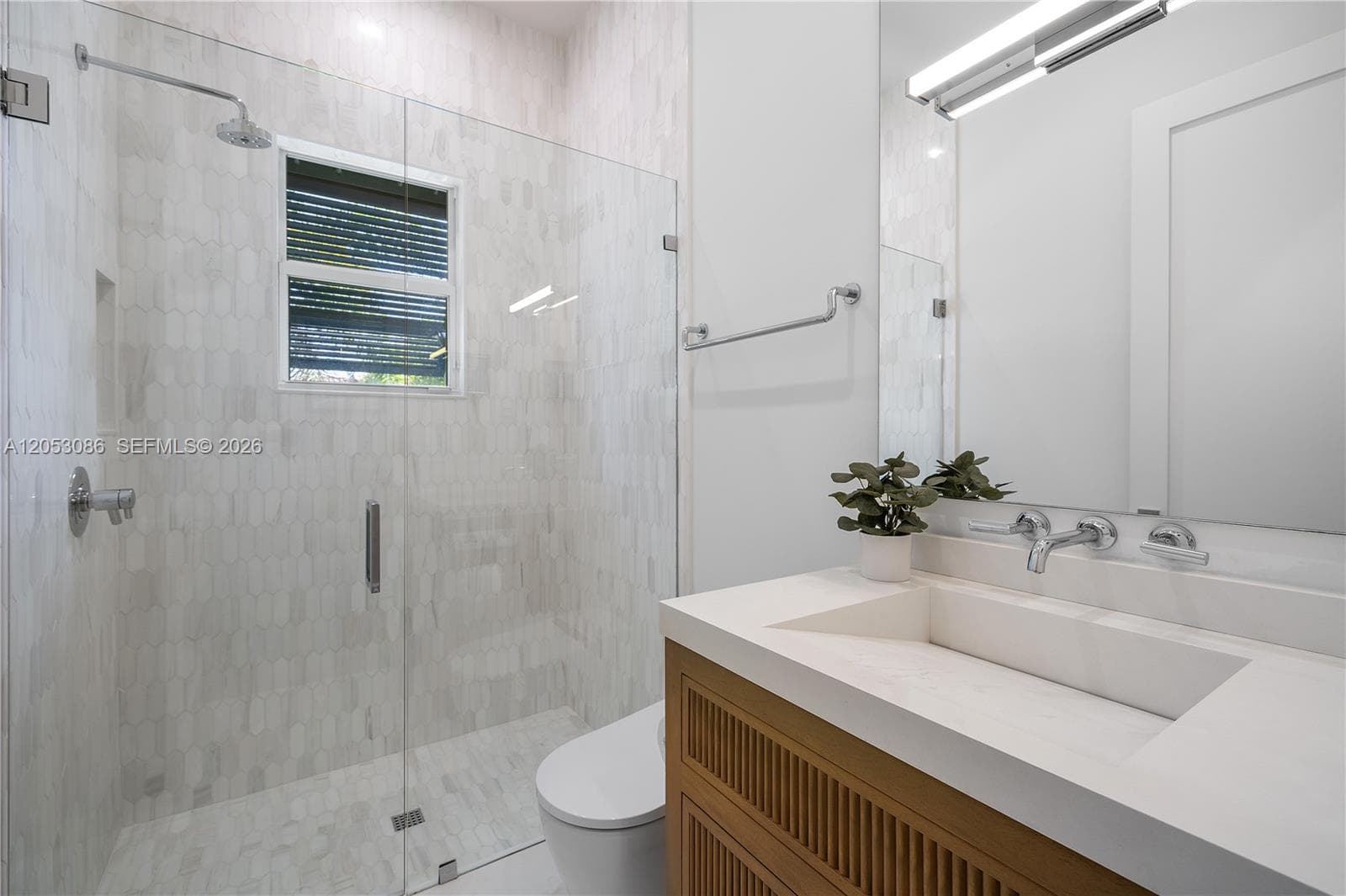 728 Malaga Dr photo 23