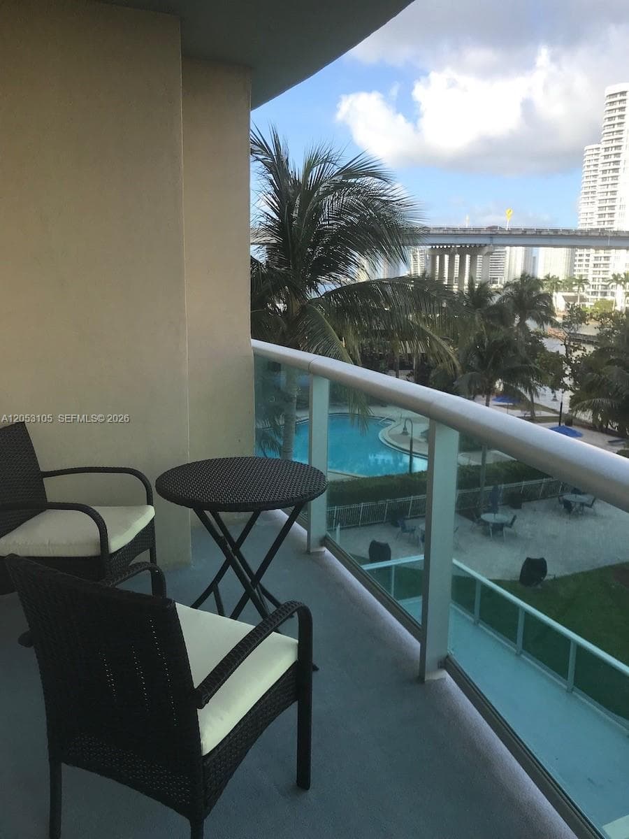 OCEANVIEW BUILDING CONDO · #417 in Sunny Isles Beach - Photo 10