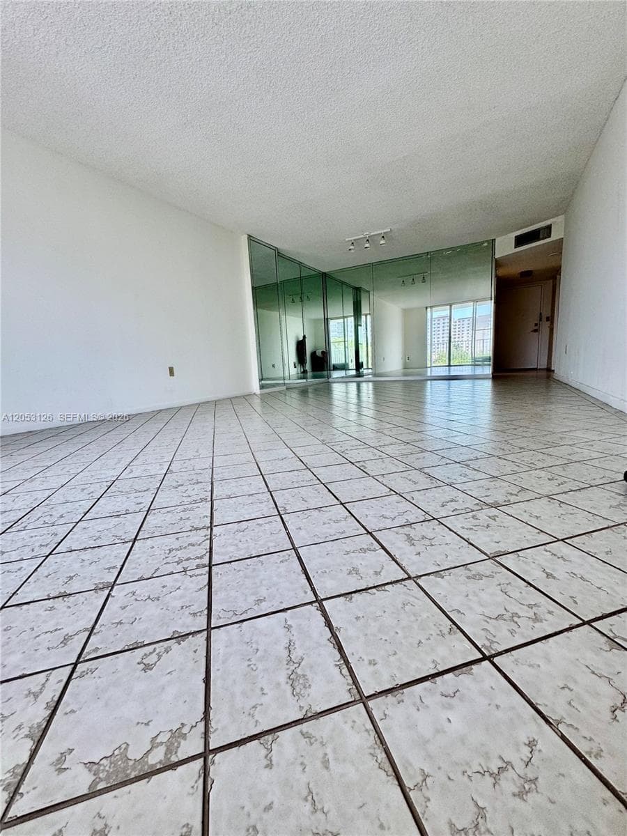 ADMIRALS PORT CONDO WEST · #405W in Aventura - Photo 16