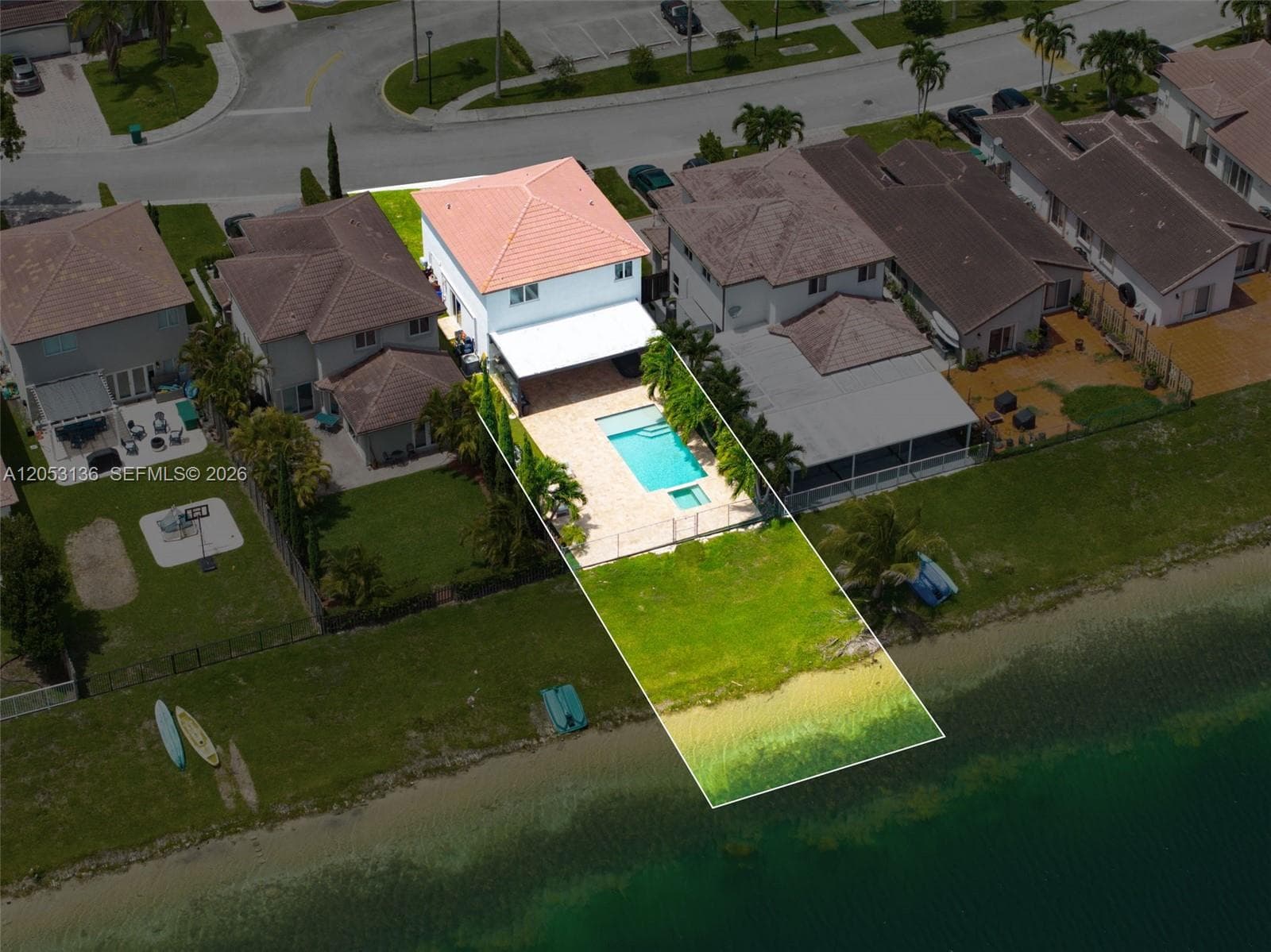 12050 SW 135th Ter photo 38