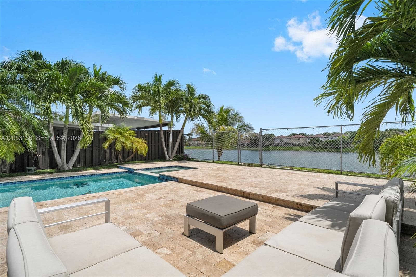 12050 SW 135th Ter photo 33
