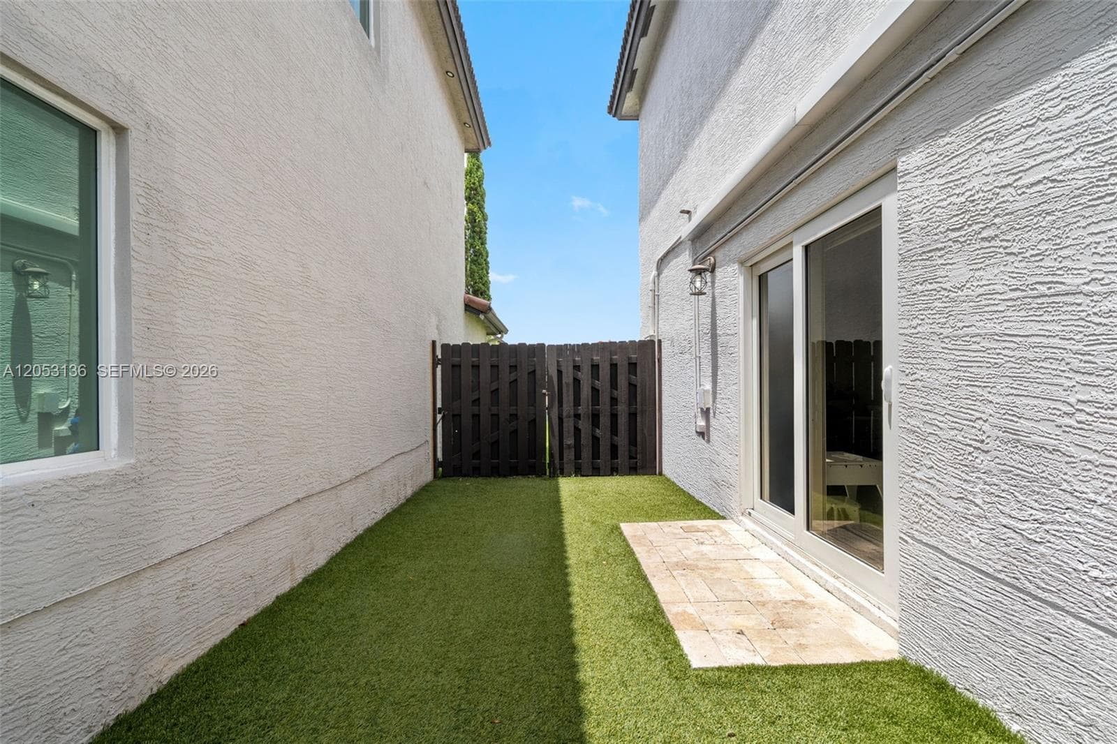 12050 SW 135th Ter photo 35